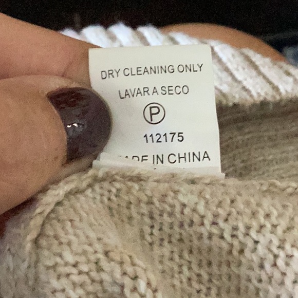 Pink Clover Beige Crewneck Sweater, Size L - Picture 7 of 7